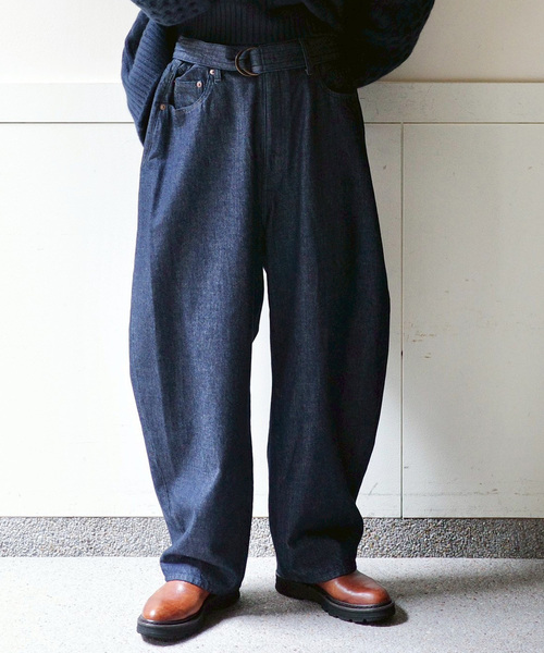 JOURNAL STANDARD LUXE（ジャーナルスタンダード　ラックス）の「10OZデニム カルバパンツ（デニムパンツ・レディース・ネイビー・MEDIUM/SMALL）」の2枚目の写真