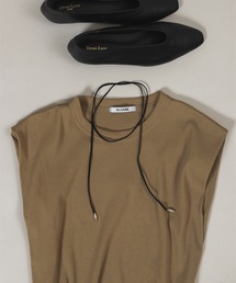 SLOANE（スローン）の「【別注】スタイリスト佐藤佳菜子 × SLOANE / リブ クルーネック フレンチスリーブ トップス（Tシャツ/カットソー）」
