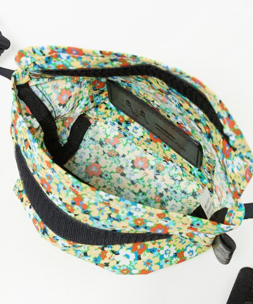 Steven Alan（スティーブンアラン）の「＜AMIACALVA＞MINI MESSENGER BAG FLOWER/バッグ（メッセンジャーバッグ・レディース・その他1・FREE）」の8枚目の写真