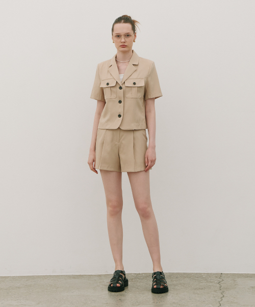 320SHOWROOM(320ショールーム)の「Utility Half Pintuck Shorts Butter beige(その他パンツ・レディース・その他・SMALL/MEDIUM)」の6枚目の写真