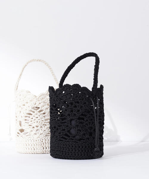 NATURAL BEAUTY BASIC（ナチュラルビューティーベーシック）の「◇クロッシェバケットバッグ（ハンドバッグ・レディース・ホワイト/ブラック・ﾌﾘ-）」の3枚目の写真