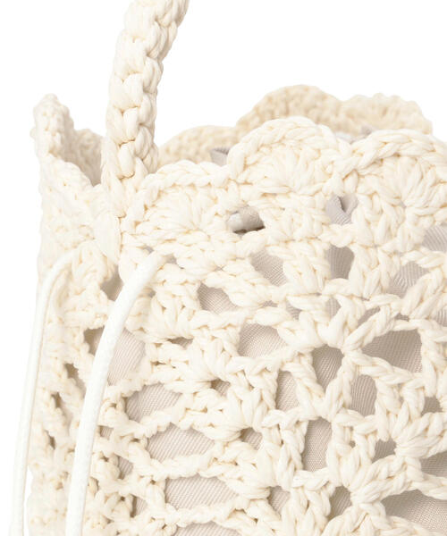 NATURAL BEAUTY BASIC（ナチュラルビューティーベーシック）の「◇クロッシェバケットバッグ（ハンドバッグ・レディース・ホワイト/ブラック・ﾌﾘ-）」の7枚目の写真