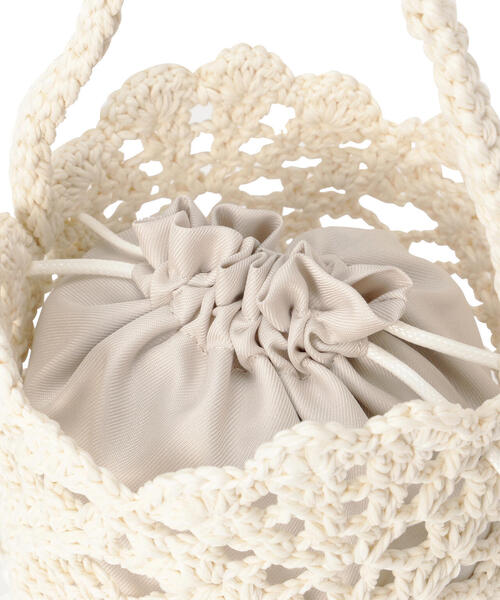 NATURAL BEAUTY BASIC（ナチュラルビューティーベーシック）の「◇クロッシェバケットバッグ（ハンドバッグ・レディース・ホワイト/ブラック・ﾌﾘ-）」の9枚目の写真
