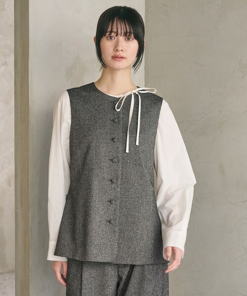 BEAUTY&YOUTH UNITED ARROWS（ビューティーアンドユースユナイテッドアローズ）の「ツイードライク バックペプラム ベスト（ベスト・レディース・その他1/ブラック・FREE）」の9枚目の写真