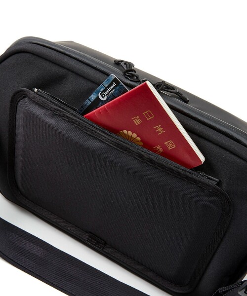 beruf baggage(ベルーフバゲッジ)の「【beruf baggage】スリングパック URBAN EXPLORER 6.0(brf-GR21-DR)(ショルダーバッグ・メンズ・ブラック・FREE)」の7枚目の写真