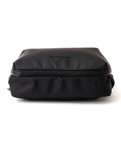 beruf baggage(ベルーフバゲッジ)の「【beruf baggage】スリングパック URBAN EXPLORER 6.0(brf-GR21-DR)(ショルダーバッグ・メンズ・ブラック・FREE)」の10枚目の写真