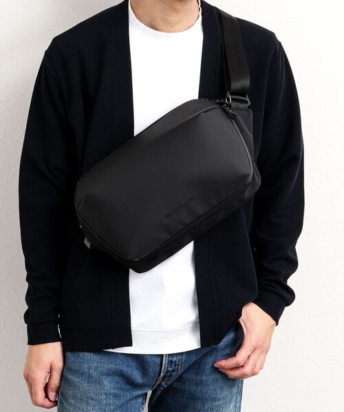 beruf baggage(ベルーフバゲッジ)の「【beruf baggage】スリングパック URBAN EXPLORER 6.0(brf-GR21-DR)(ショルダーバッグ・メンズ・ブラック・FREE)」の19枚目の写真