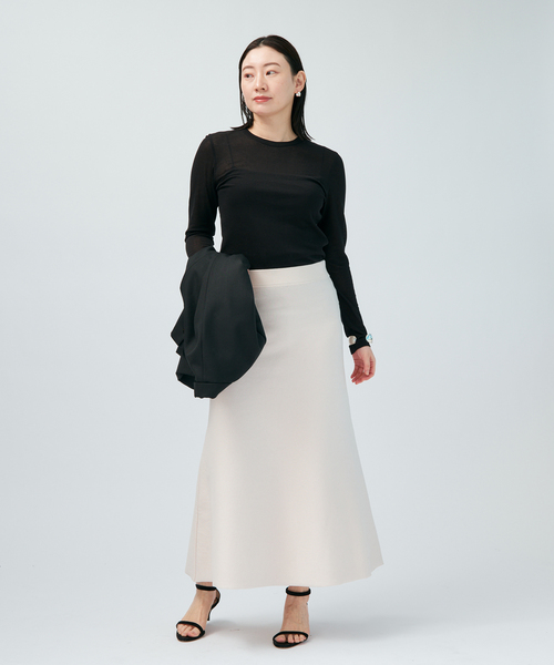 VERMEIL par iena(ヴェルメイユパーイエナ)の「シアーフライス クルーネックロングスリーブプルオーバー(Tシャツ/カットソー・レディース・ブラック/ピンク系その他/ホワイト・FREE)」の4枚目の写真