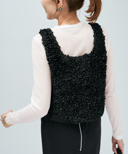 VERMEIL par iena(ヴェルメイユパーイエナ)の「シアーフライス クルーネックロングスリーブプルオーバー(Tシャツ/カットソー・レディース・ブラック/ピンク系その他/ホワイト・FREE)」の18枚目の写真