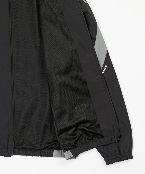 The DUFFER of ST.GEORGE（ザダファーオブセントジョージ）の「【WEB限定アイテム】DG84 PERFORMANCE HOODED JACKET：セットアップ対応【DUFFER】DG84 パフォーマンス フーデッド ジャケット（ナイロンジャケット・メンズ・ブラック・SMALL/MEDIUM/LARGE/X-LARGE）」の12枚目の写真