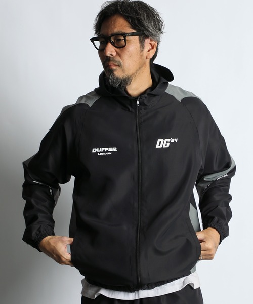 The DUFFER of ST.GEORGE（ザダファーオブセントジョージ）の「【WEB限定アイテム】DG84 PERFORMANCE HOODED JACKET：セットアップ対応【DUFFER】DG84 パフォーマンス フーデッド ジャケット（ナイロンジャケット・メンズ・ブラック・SMALL/MEDIUM/LARGE/X-LARGE）」の3枚目の写真
