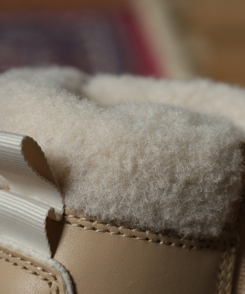PALLADIUM(パラディウム)の「PAMPA HI SNOW WARM パンパ ハイ スノーウォーム(ブーツ・レディース・ブラック/タン・25cm/24.5cm/24cm/23.5cm/23cm/22.5cm)」の12枚目の写真