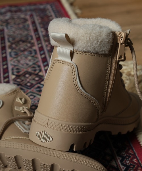 PALLADIUM(パラディウム)の「PAMPA HI SNOW WARM パンパ ハイ スノーウォーム(ブーツ・レディース・ブラック/タン・25cm/24.5cm/24cm/23.5cm/23cm/22.5cm)」の14枚目の写真