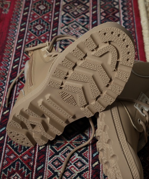 PALLADIUM(パラディウム)の「PAMPA HI SNOW WARM パンパ ハイ スノーウォーム(ブーツ・レディース・ブラック/タン・25cm/24.5cm/24cm/23.5cm/23cm/22.5cm)」の18枚目の写真