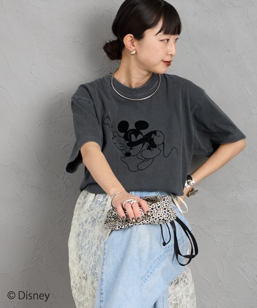 GOOD ROCK SPEED（グッドロックスピード）の「[GOOD ROCK SPEED/グッドロックスピード] 別注 MICKEY MOUSE / フロッキープリントTシャツ / ディズニー（Tシャツ/カットソー・レディース・チャコールグレー・M/L/XL）」の4枚目の写真