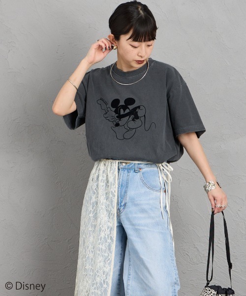 GOOD ROCK SPEED（グッドロックスピード）の「[GOOD ROCK SPEED/グッドロックスピード] 別注 MICKEY MOUSE / フロッキープリントTシャツ / ディズニー（Tシャツ/カットソー・レディース・チャコールグレー・M/L/XL）」の9枚目の写真