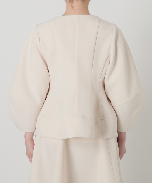 La TOTALITE(ラトータリテ)の「【洗える】ボンディングショートペプラムジャケット(ノーカラージャケット・レディース・アイボリー/ネイビー・FREE)」の14枚目の写真