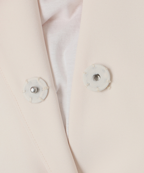 La TOTALITE(ラトータリテ)の「【洗える】ボンディングショートペプラムジャケット(ノーカラージャケット・レディース・アイボリー/ネイビー・FREE)」の18枚目の写真