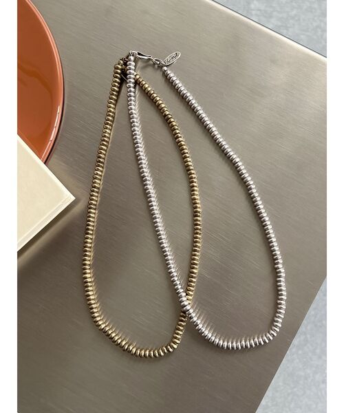 Ungrid(アングリッド)の「ヴィンテージビーズネックレス(ネックレス・レディース・ゴールド/シルバー・FREE)」の3枚目の写真