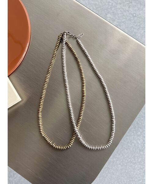 Ungrid(アングリッド)の「ヴィンテージビーズネックレス(ネックレス・レディース・ゴールド/シルバー・FREE)」の6枚目の写真