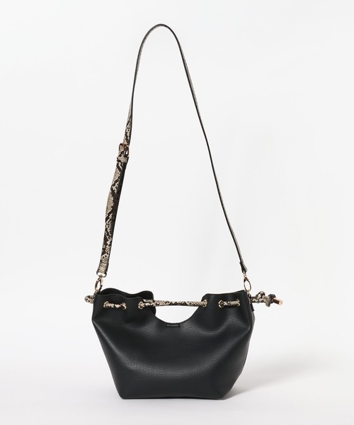 Elura（エルーラ）の「スクエアノットハンドルバッグ/646441（ハンドバッグ・レディース・ブラウン/レッド/ブラック/オフホワイト・FREE）」の11枚目の写真