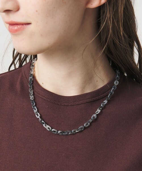 UNITED ARROWS（ユナイテッドアローズ）の「プラスティックチェーン グラスホルダー（ネックレス・レディース・ゴールド/シルバー・FREE）」の6枚目の写真