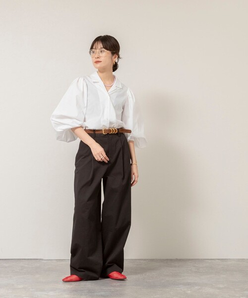 MAQWEL（マクウェル）の「【MAQWEL/マクウェル】ボリュームスリーブ開襟シャツ（シャツ/ブラウス・レディース・ブラック/オフホワイト・FREE）」の3枚目の写真