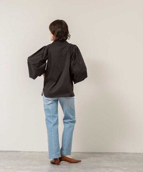 MAQWEL（マクウェル）の「【MAQWEL/マクウェル】ボリュームスリーブ開襟シャツ（シャツ/ブラウス・レディース・ブラック/オフホワイト・FREE）」の17枚目の写真