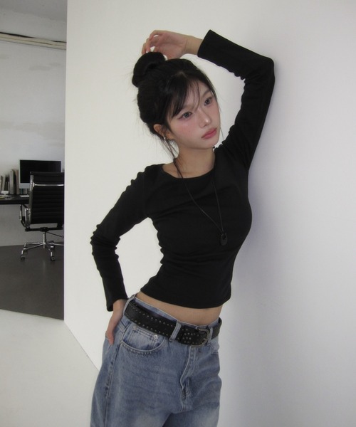 modimood（モディムード）の「[MADE] MOMU BASIC 長袖Tシャツ（Tシャツ/カットソー・レディース・ブラック/アイボリー/グレー・2/1）」の17枚目の写真