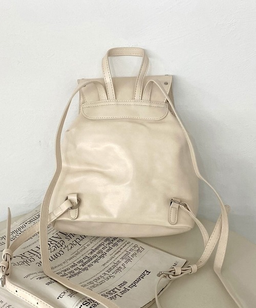 non-hedge(ノンヘッジ)の「スタッズ合成皮革リュックサック(バックパック/リュック・レディース・ブラック/アイボリー/チャコールグレー・FREE)」の14枚目の写真