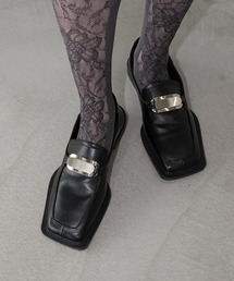 chuclla（チュクラ）の「スクエアトゥメタルローファー chs26s014（ローファー）」