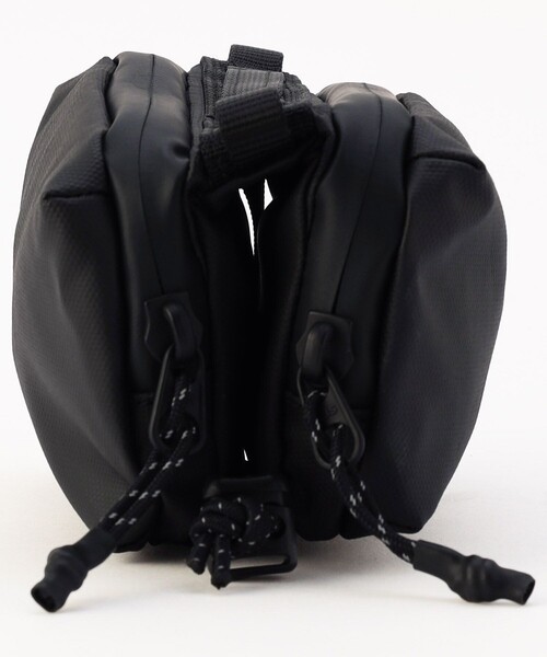 【Topologie／トポロジー】新品 ボトルサコッシュ 黒 topologie］ミニボトルサコッシュ／トポロジー ｜オンセブンデイズ