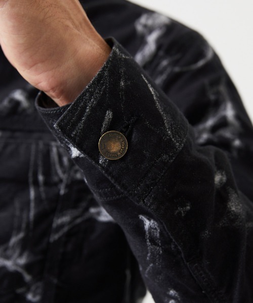 MICHEL KLEIN HOMME   （ミッシェルクランオム）の「《日本製》20th　FACTOTUMコラボ　スモーク柄デニムジャケット（Tシャツ/カットソー・メンズ・ブラック・MEDIUM/LARGE）」の11枚目の写真