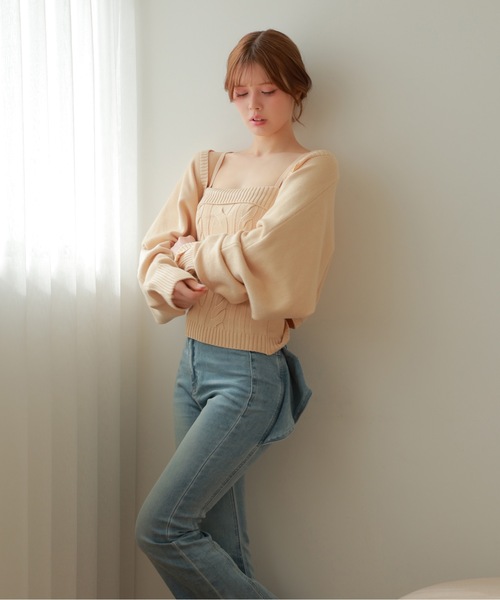 M DOLLY(エムドリー)の「camisole cableknit elio ensemble/キャミソールケーブルニットエリオアンサンブル(アンサンブル・レディース・ブルー/ベージュ・FREE)」の3枚目の写真