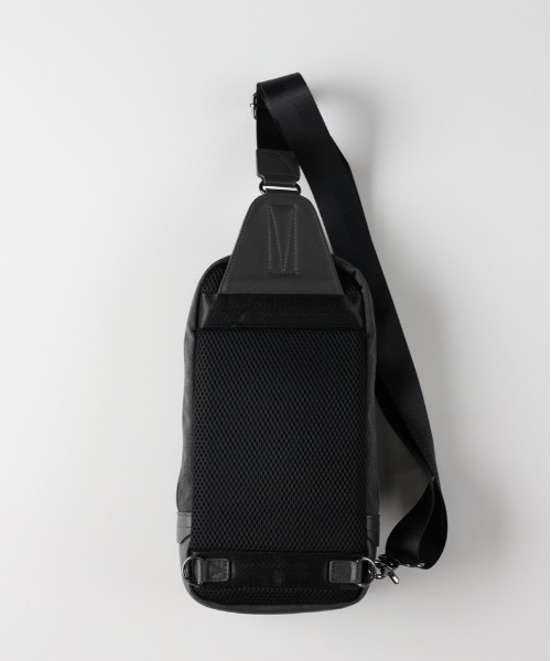 BACK NUMBER(バックナンバー)の「BACK NUMBER(バックナンバー)【メンズ】杢調ポリコンビスリングバッグ(ショルダーバッグ・メンズ・ブラック/グレー・ONE SIZE)」の8枚目の写真