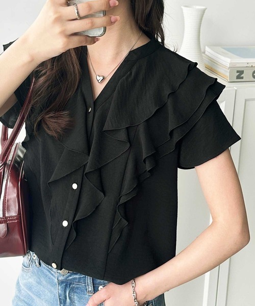GeeRA（ジーラ）の「ラッフルフリルハーフスリーブブラウス（シャツ/ブラウス・レディース・ブラック/アイボリー・MEDIUM/LARGE/X-LARGE）」の7枚目の写真