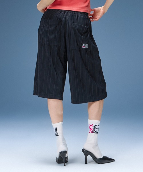 X-girl(エックスガール)の「SCRIPT LOGO SHORTS(その他パンツ・レディース・ブラック/グレー・S/M)」の9枚目の写真