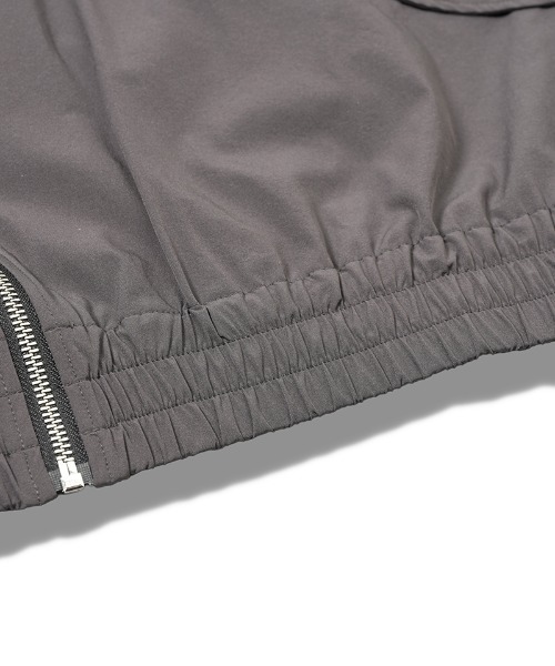 NO ID.(ノーアイディ)の「mj11426-テックイージーボンバーJKT ジャケット(858006-444B)(ミリタリージャケット・メンズ・グレー/ブラック・ONE SIZE)」の14枚目の写真