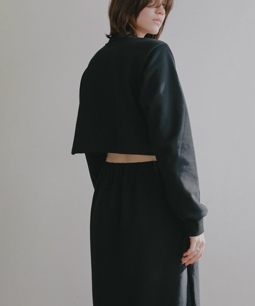 MANOF(マノフ)の「BACK CUT SWEAT DRESS(ワンピース・レディース・ブラック/グレー・F)」の5枚目の写真