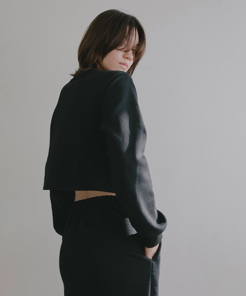 MANOF(マノフ)の「BACK CUT SWEAT DRESS(ワンピース・レディース・ブラック/グレー・F)」の6枚目の写真