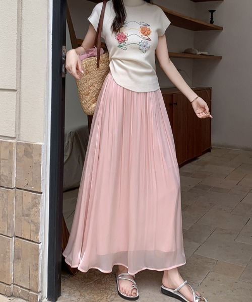 サテンフレアロングスカート（スカート）｜emi+（エミプラス）の