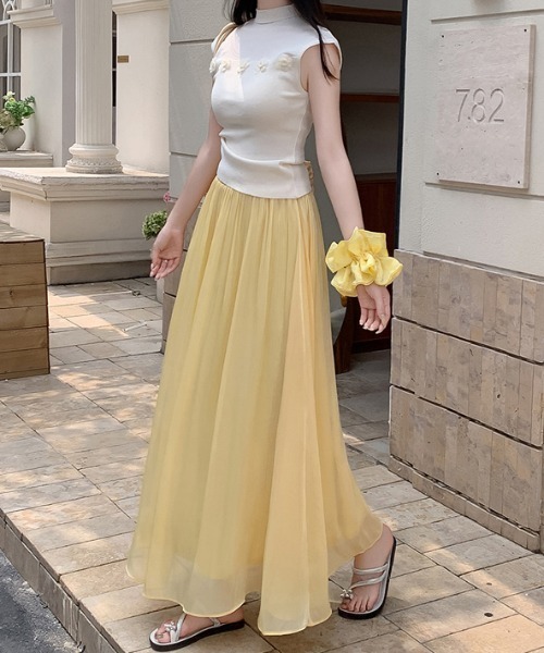 サテンフレアロングスカート（スカート）｜emi+（エミプラス）の