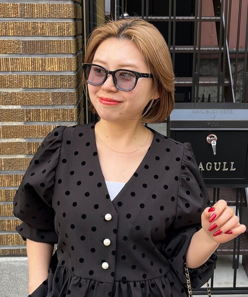 prose verse（プロズヴェール）の「【ブルーライト/UVカット】カラーが変わる調光レンズ メガネサングラス（サングラス・レディース・ブラック/ブラウン・FREE）」の5枚目の写真