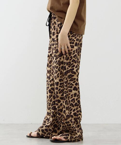 SOFFITTO（ソフィット）の「レオパード柄ALLゴムリラックスパンツ（その他パンツ・レディース・レオパード・M）」の2枚目の写真