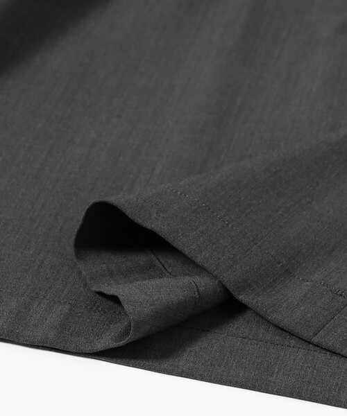 QUATTROCCHI（クアトロッキ）の「QUATTROCCHI / ワイド イージー ショーツ（その他パンツ・メンズ・ブラック/チャコールグレー・48/46）」の3枚目の写真