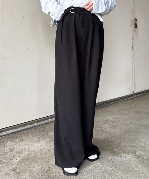 ISOOK(アイスー)の「【ISOOK / アイスー】ベルト付きストレートスラックス / ワイドパンツ フルレングス 無地 ブラック ホワイト ZOZOTOWN限定(スラックス・レディース・ブラック/アイボリー・FREE)」の15枚目の写真