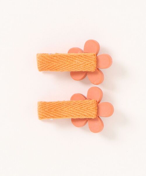 apres les cours（アプレレクール）の「マットお花クリップ２個セット（バレッタ/ヘアクリップ・キッズ・オレンジ・FREE）」の2枚目の写真