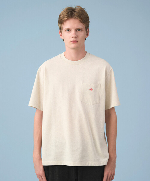 DANTON(ダントン)の「Men's Short Sleeve Pocket T-shirt(Tシャツ/カットソー・メンズ・ホワイト/グレイッシュベージュ/ブラック/ホワイト系その他/ブルー系その他/ダークグレー/オレンジ/ネイビー・S/L/XL/M/XXL)」の2枚目の写真
