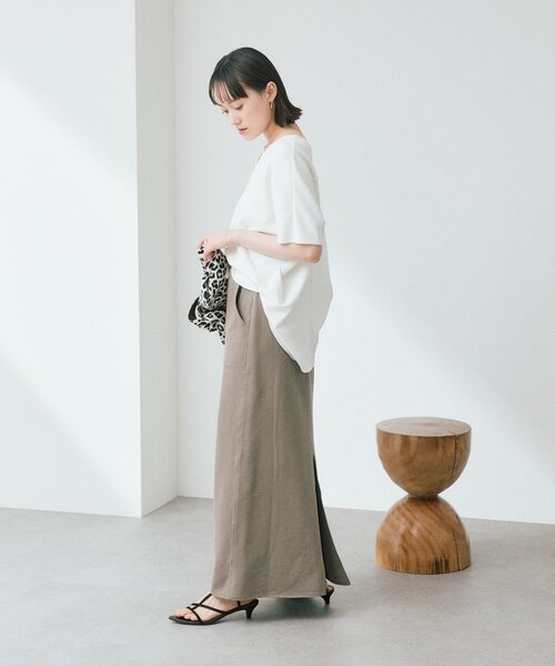 RIVE DROITE（リヴドロワ）の「【セットアップ着用可能/接触冷感】ドレーピーカットソー（Tシャツ/カットソー・レディース・オフホワイト/ブラウン/チャコールグレー・FREE）」の20枚目の写真