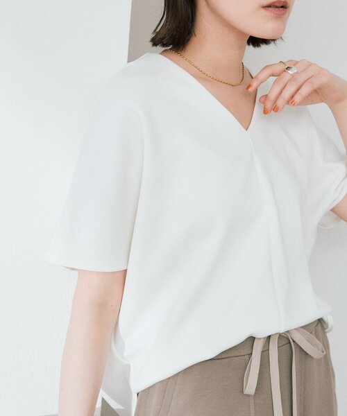 RIVE DROITE（リヴドロワ）の「【セットアップ着用可能/接触冷感】ドレーピーカットソー（Tシャツ/カットソー・レディース・オフホワイト/ブラウン/チャコールグレー・FREE）」の7枚目の写真